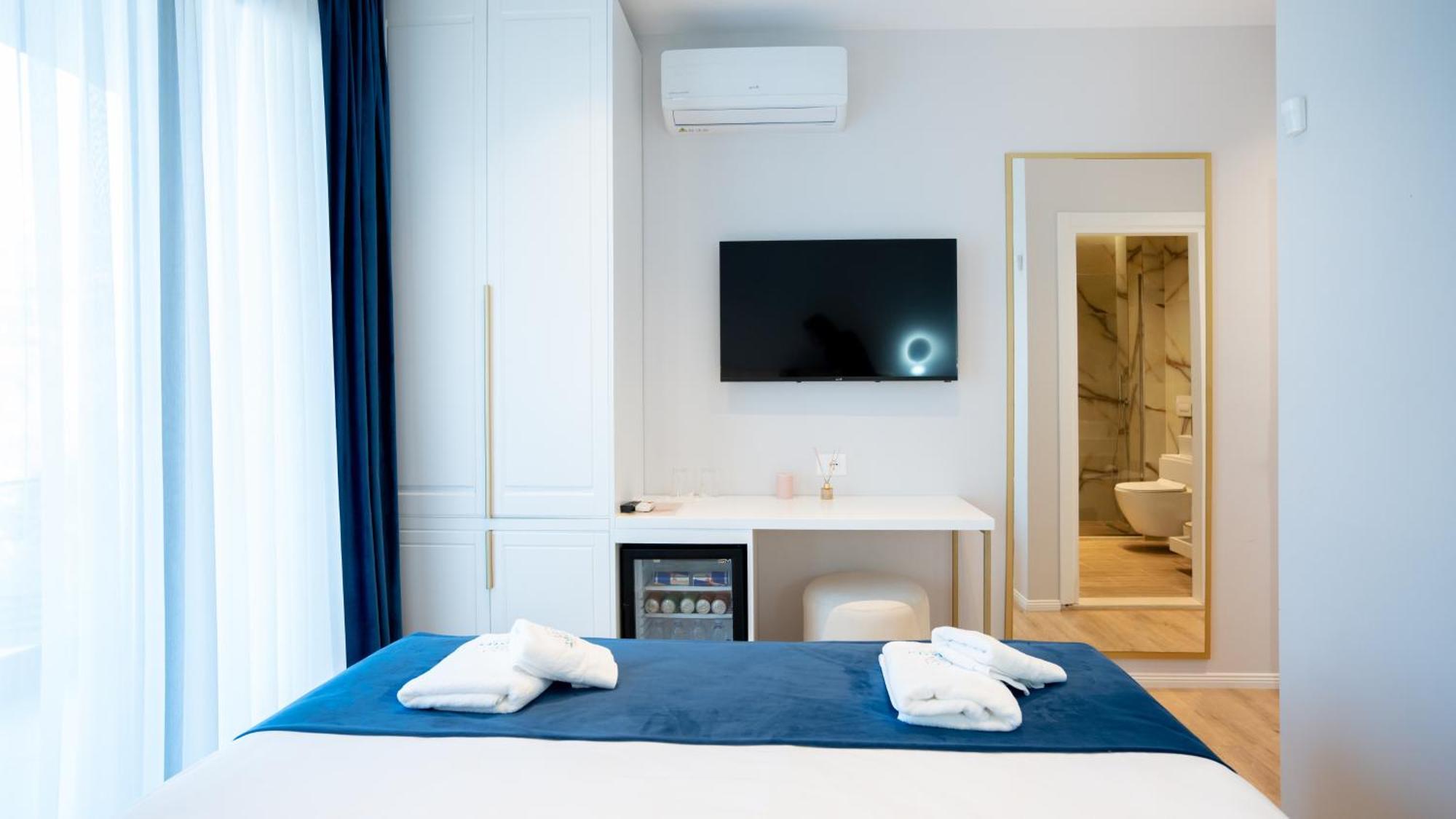 Sea Queen Luxury Hotel Radhime Exterior photo
